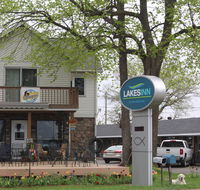 Lakes Inn