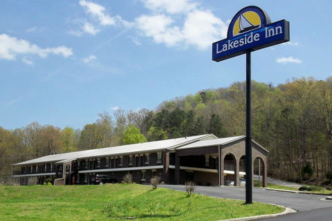 Lakeside Inn - Click Find 0