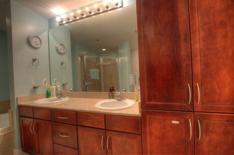 Laketown Wharf 906 By ZIA VR - Click Find 2