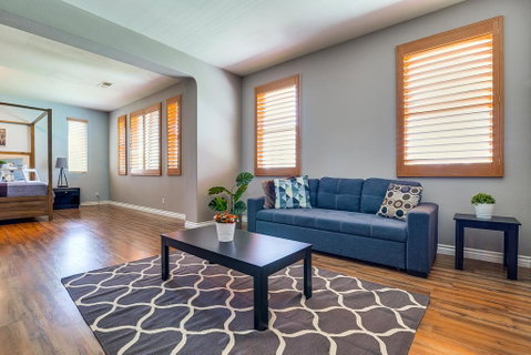 Large Grp Luxury 5 Bedrooms Home âœ¼ SuperFast 1000MpsWifi âœ¼ KINGBd âœ¼ NearShopping - Click Find 3