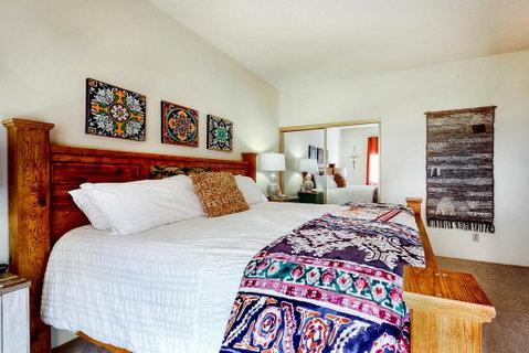 Laurel Valley Condos - Click Find 2
