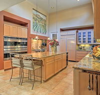 Lavish Corral De Tierra-Monterey Home with Bocce Ball