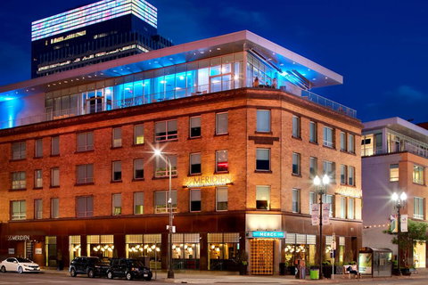 Le Meridien Chambers - Bet 4u 0