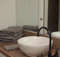 Less than 1 mile from Fort Sill 2 Bedrooms