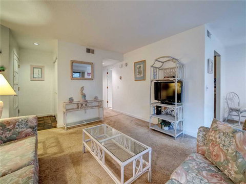 Lighthouse Tennis 2399, 1 Bedroom, Lagoon View, Pool Access, Sleeps 6 - Click Find 2