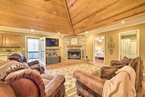 Book Spruce Pine Accommodation Vacations Click Find Click Find