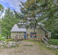 Lovely Cabin with Deck By Storyland  Attitash Mtn