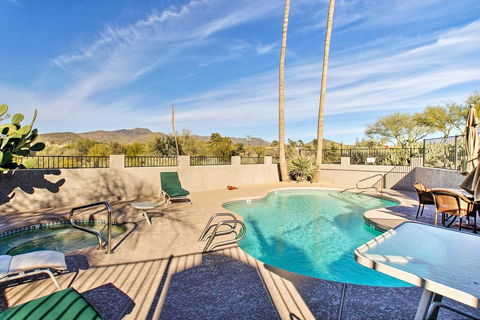 Lovely Mountain-View Getaway With Pool And Spa Access! - Bet 4u 1