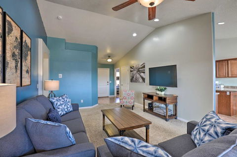 Luxe Home With Covered Patio Less Than 5Mi To Lake Powell - Click Find 0