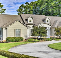Luxe Lakefront Scottsboro Home with Boat Slip Pool