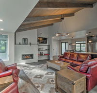 Luxe Manchester Home with Hot Tub and Partial Sea View
