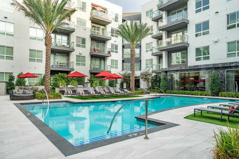 Luxury Apts Near SDSU By WanderJaunt - Click Find 0