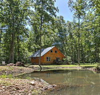 Lyndhurst Log Cabin on Farm with PondStocked Stream
