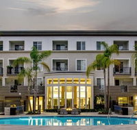 Marina Del Rey's Grand 2/2 Suite Pool View