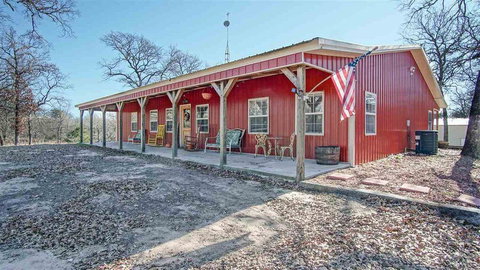 Maxim Hills - 4 Bedroom Home - Click Find 0