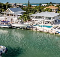 Mel's Fishing Paradise 2bed/2bath with private pool  dockage