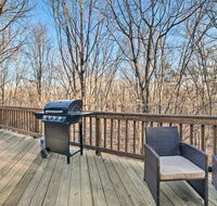 Modern Massanutten Resort Cabin - Private Deck