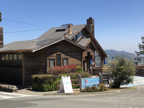 Mountain Home Inn - Click Find 2