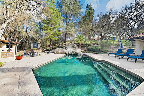 New Listing! 2-Suite Mexican Casita W/ Pool & Gym Apts - Click Find 1