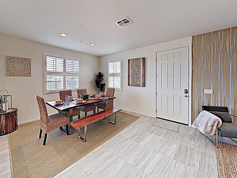 New Listing! Stunning Beach Condo W/ Pool Condo - Bet 4u 3