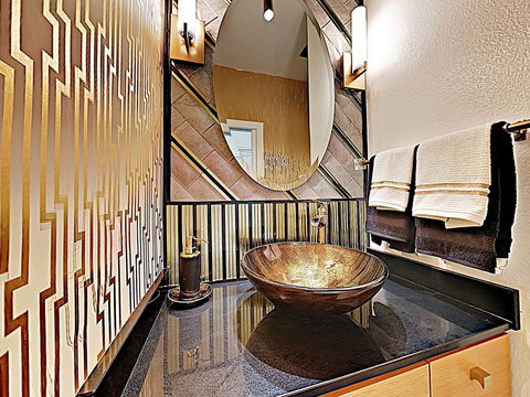 New Listing! Stunning Beach Condo W/ Pool Condo - Bet 4u 1