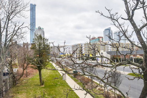 NEW! The Perfect Atlantic City Getaway For Groups - Click Find 3