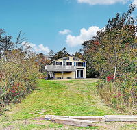 Ocean-View Sunrise Cottage - Steps To Beach Cottage