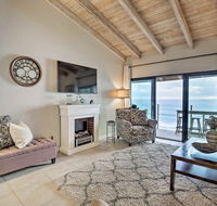 Oceanfront Solana Beach Condo with Pool Access