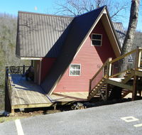Ozarks Chalet 10