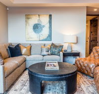 Padre Canyon Residences - King Suite