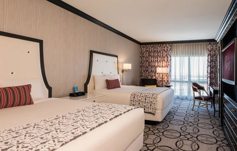 Paris Las Vegas Hotel & Casino - Lavinia 1