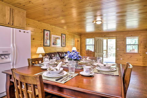 Peaceful Cabin With Deck, 3 Mi To Little River Canyon - Click Find 2