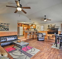 Pet-Friendly Cabin - Guntersville Lake 1.4 Mi