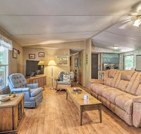 Pet-Friendly House with Dock on Lake Sinclair