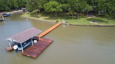 Porch Grove - Southern Charm At It's Finest On Cedar Creek Lake - Bridge Guide 3