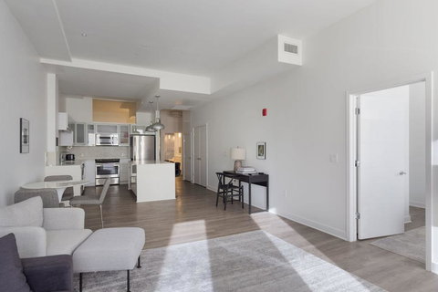 Power & Light District, DT View + Roof, Zencity - Bet 4u 3