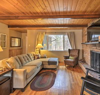 Prescott Cabin w/Patio  Game Room on 1.25 Acres