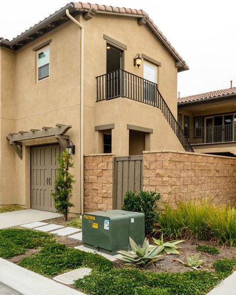 Private Suite,own Entrance&kitchen - Bet 4u 3