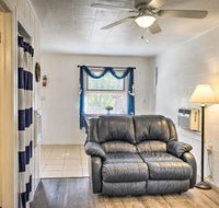 Quaint Branson Area Apt - Walk to Fishing Pier