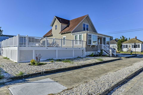 Quaint Wildwood House With Pool - Walk To Beach! - Bet 4u 0