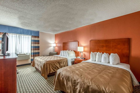 Quality Inn & Suites - Click Find 1