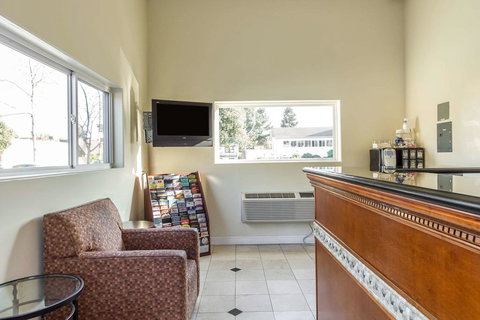 Quality Inn University Berkeley - Click Find 2