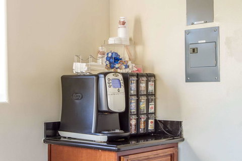 Quality Inn University Berkeley - Click Find 3