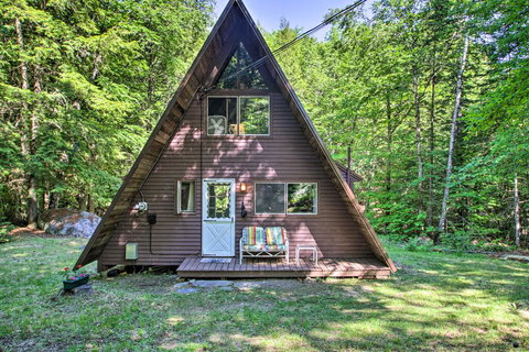 Quiet A-Frame Cabin On Creek With Private Deck! - Bet 4u 1