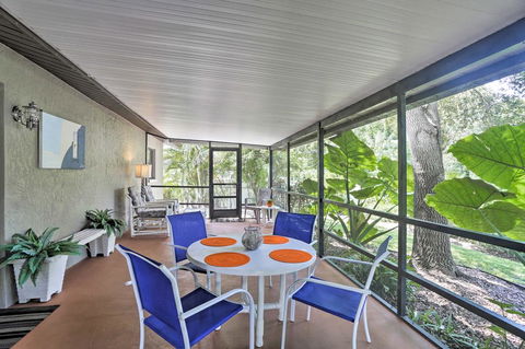 Ranch-Style Home With Porch - 1Mi To Manasota Beach! - Click Find 1