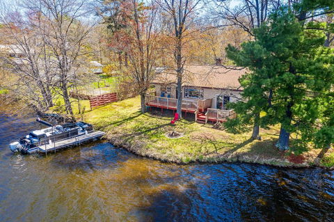 Remodeled Rice Lake 'Hideaway' Home With Dock And Deck - Bridge Guide 0