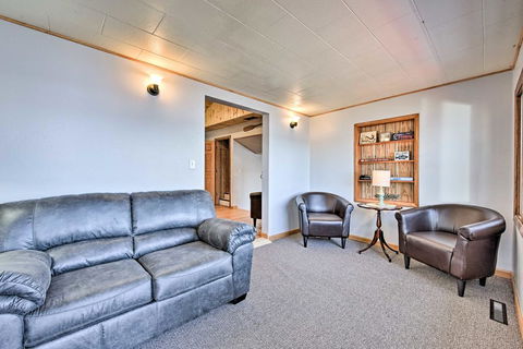 Remodeled Rice Lake 'Hideaway' Home With Dock And Deck - Bridge Guide 3