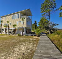 Riverfront Carrabelle Home with Patio and Private Dock