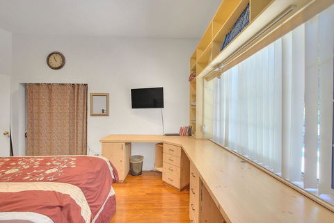 Room At The House Of Movies [HSR19-004187] - Bridge Guide 2