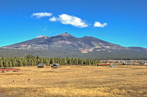 Rustic Cabin With Decks, Alpine Views & Pool Table! - Click Find 1